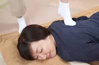 ・背中～腰・・・効果：疲労をとる